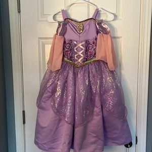 Disney/Rapunzel dress/size 4-6